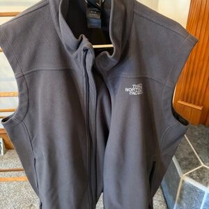 The North Face WindWall Fleece Vest – Men’s XL